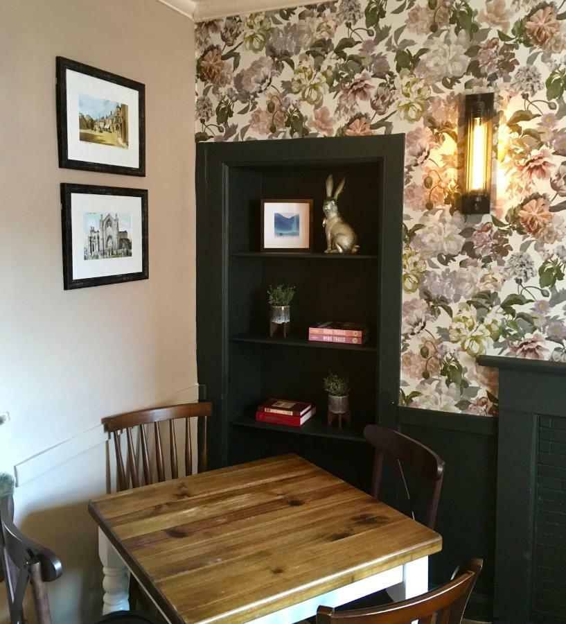 Kings Arms Hotel Мелроуз Екстериор снимка