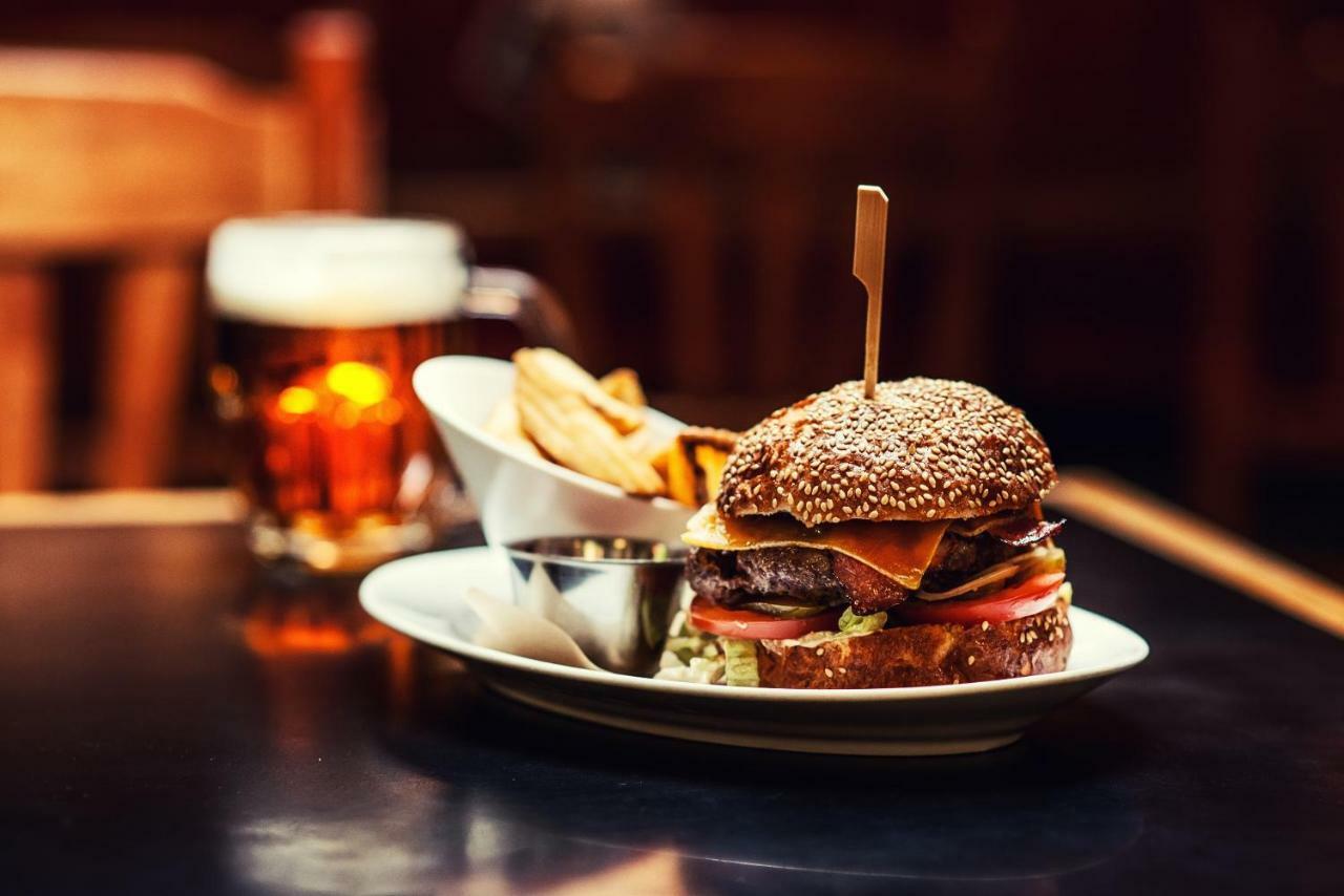 Kings Arms Hotel Мелроуз Екстериор снимка