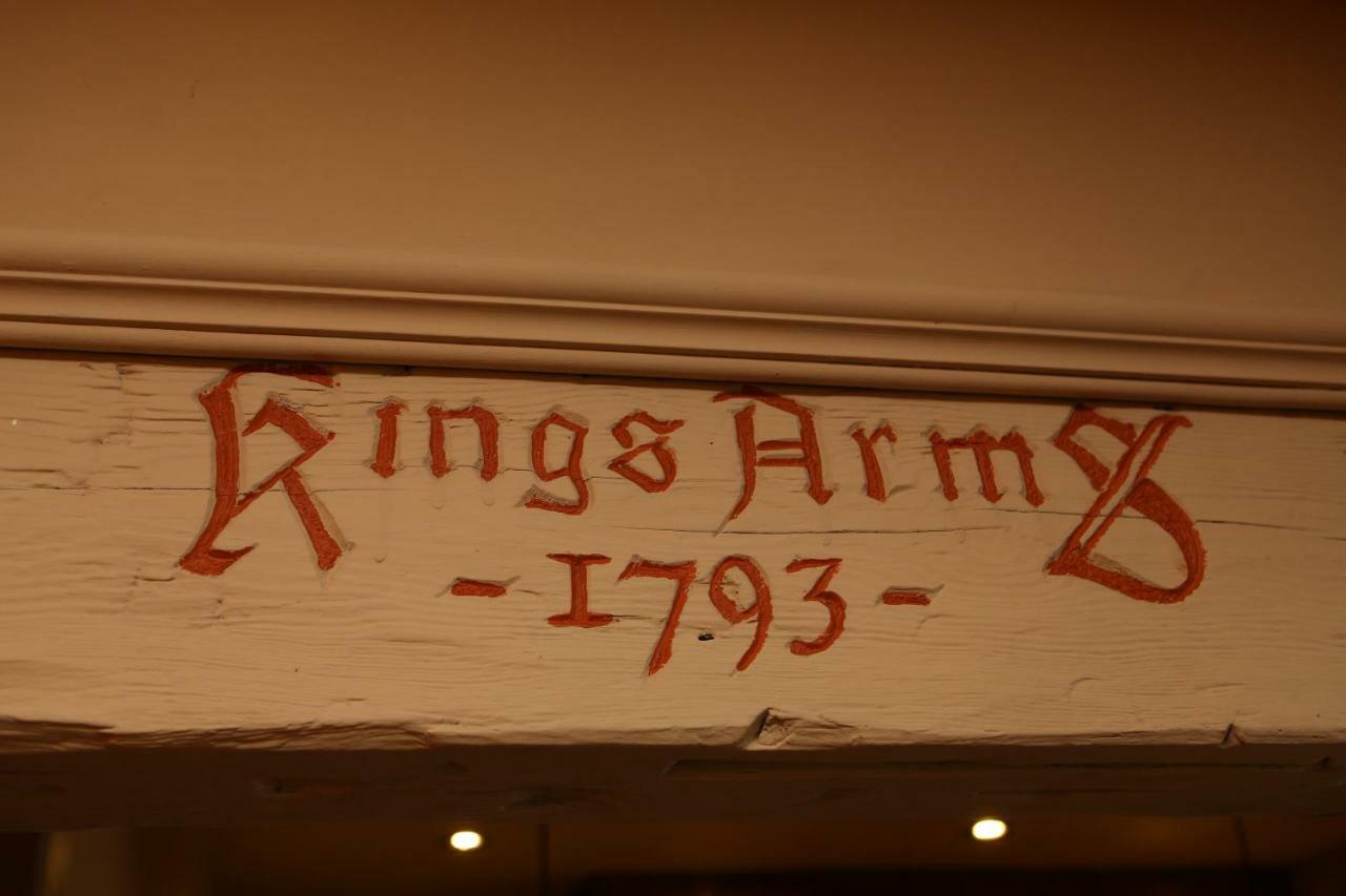 Kings Arms Hotel Мелроуз Екстериор снимка